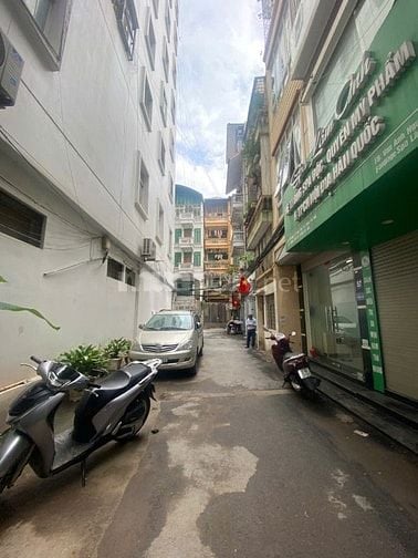 chính chủ bán nhà mặt ngõ 575 kim mã, xe oto tránh