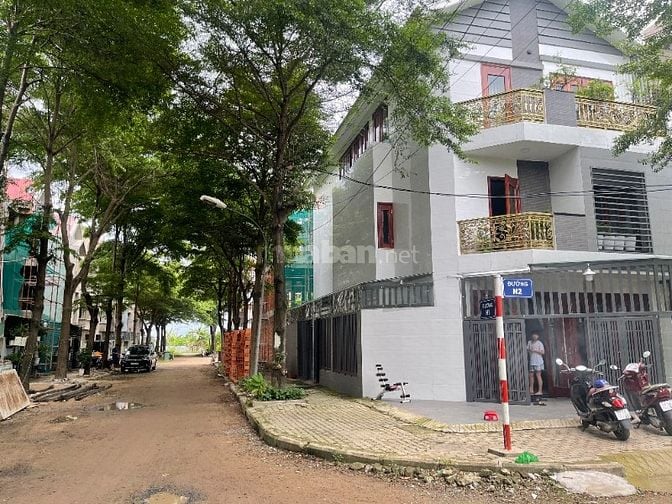 Đất nền biệt thự 8m x 20m cách chợ Bà Điểm 300m chỉ 19tr/m