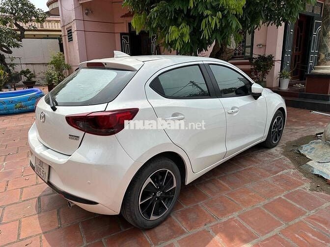 Mazda 2 2024 Sport Luxury - 35000 km