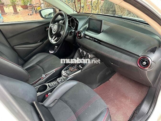 Mazda 2 2024 Sport Luxury - 35000 km