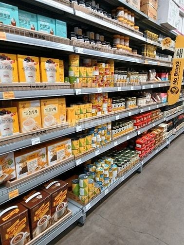Cần 5 người phụ giúp bán hàng trông coi cửa hàng