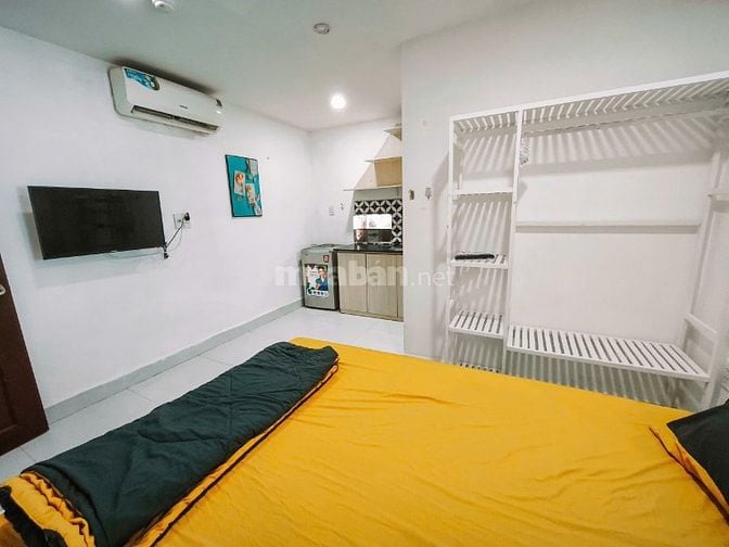 Phòng 16m2-4,3tr, cửa sổ, kệ bếp, full nội thất, thang máy, 24/24 