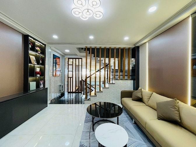 Cô Năm bán nhà 50m2 Thạnh Lộc 47,Q12.Gần cầu Phú Long.Hẻm 6m.Sổ riêng.