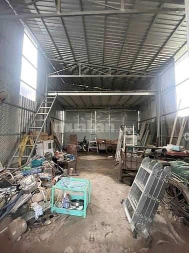 Cho thuê 2 kho hàng ở trung tâm Quận 2, kho nhỏ 60m2, kho lớn 120m2