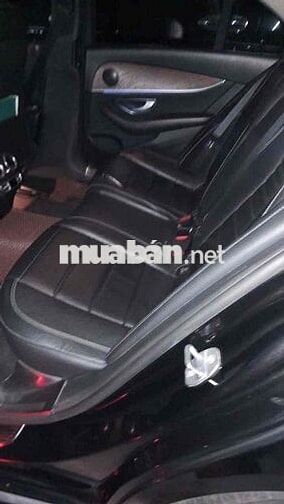 Mercedes Benz E Class 2017 E200 - 103000 km