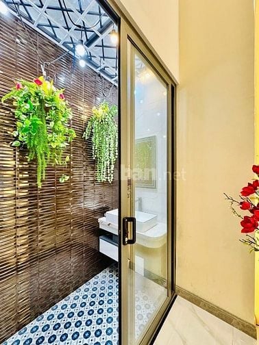 Bán gấp nhà ở đường Phó Cơ Điều, phường 7, quận 11, giá 3 tỷ.