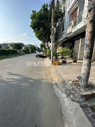 Bán nhà mặt tiền đường lớn, tiện kinh doanh, ở hoặc cho thuê
