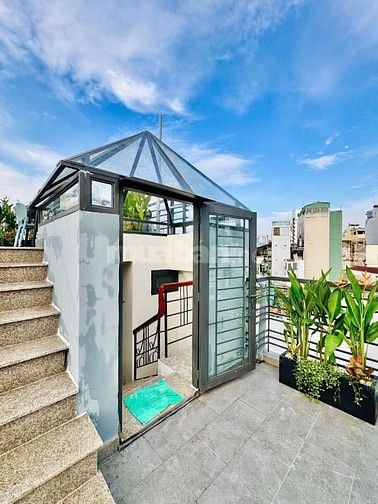 CHDV Ngay Ngã Tư Hàng Xanh - P15, Bình Thạnh - 60m2 - 8 Phòng - 60tr