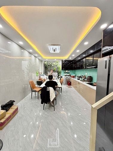 CẦN B,ÁN G,ẤP CĂN NHÀ 5 TẦNG ĐƯỜNG ĐÔNG HƯNG THUÂN 42, TÂN HƯNG THUÂN,