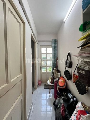 Chỉ 3.85 Tỷ  Nhà 3 Lầu ,3Pn,KDC Hiện Hữu,Trần Xuân Soạn ,Quận 7