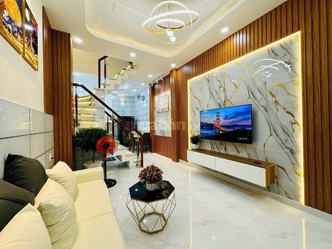 Nhà 50,3m2 giá 2 tỷ 350 triệu đường Phạm Văn Chiêu, phường 14, Gò Vấp.