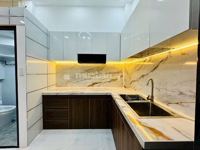 Nhà 50,3m2 giá 2 tỷ 350 triệu đường Phạm Văn Chiêu, phường 14, Gò Vấp.