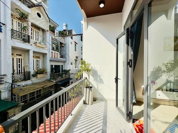 TC 3 Tỷ mua ngay căn nhà 2 tầng ngay Thùy Trâm, BT. DT: 52.5m2. Hẻm 5m