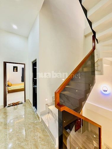 TC 3 Tỷ mua ngay căn nhà 2 tầng ngay Thùy Trâm, BT. DT: 52.5m2. Hẻm 5m