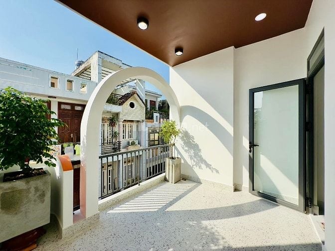 TC 3 Tỷ mua ngay căn nhà 2 tầng ngay Thùy Trâm, BT. DT: 52.5m2. Hẻm 5m