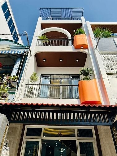TC 3 Tỷ mua ngay căn nhà 2 tầng ngay Thùy Trâm, BT. DT: 52.5m2. Hẻm 5m