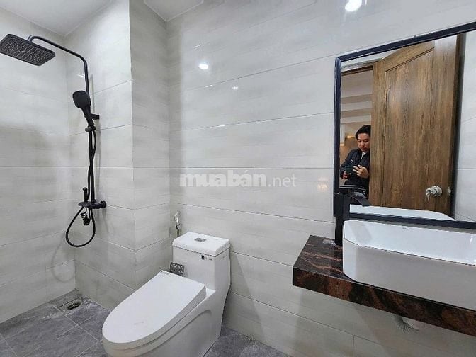 Nhà hạng A lên sóng!!! Nhà Lê Sao cách trường tiểu học Võ Thị Sáu 2p