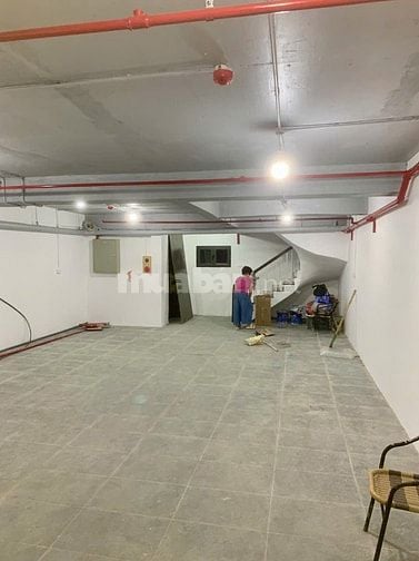 Cho thuê 245m2 sàn tầng 3,4,5 nhà mặt phố Lê Trọng Tấn, Hà Đông