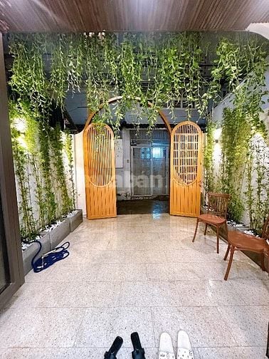 Nhà DT:4,9x15m tuyệt đẹp CAO CẤP hẻm Hoàng Hoa Thám, P5, Q.Phú Nhuận.