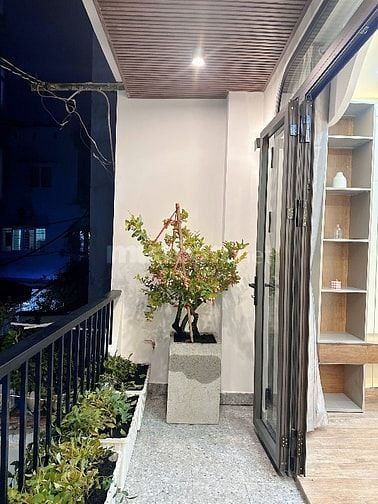 Nhà DT:4,9x15m tuyệt đẹp CAO CẤP hẻm Hoàng Hoa Thám, P5, Q.Phú Nhuận.