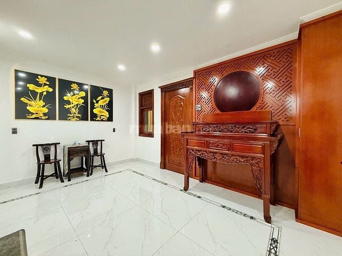 Siêu phẩm DT:5x19m 5 Lầu THANG MÁY hẻm 8m Nguyễn Văn Khối, P8, Q.G