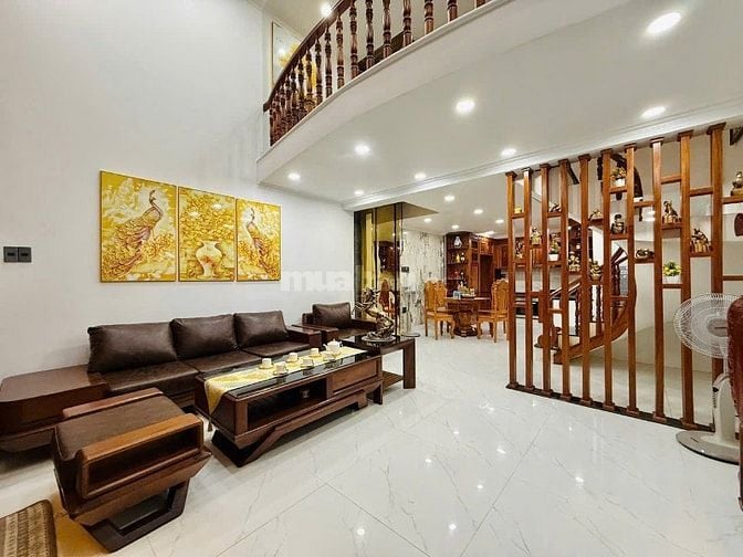 Siêu phẩm DT:5x19m 5 Lầu THANG MÁY hẻm 8m Nguyễn Văn Khối, P8, Q.G