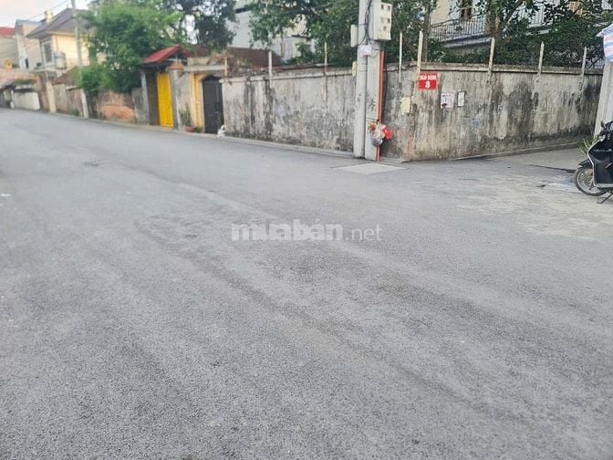CHỦ CẦN TIỀN BÁN GẤP 250M ĐẤT ĐẸP THÔN ĐÔNG  VIỆT HÙNG  ĐÔNG ANH