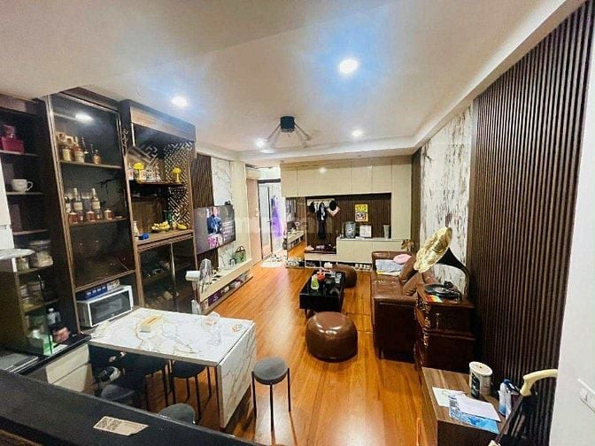 Bán nhà phố Bồ Đề vài bước ra hồ lộng gió, an ninh đỉnh, giá nhỉnh 8 t