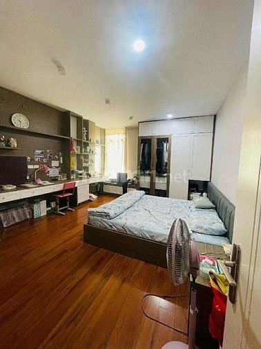 Bán nhà phố Bồ Đề vài bước ra hồ lộng gió, an ninh đỉnh, giá nhỉnh 8 t
