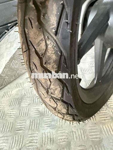 Wave 125i trắng đỏ siêu hiếm 2022 đi 20km