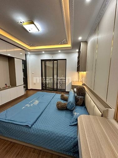 Hơn 5 Tỷ Nhà Hoàng Mai 5 Tầng Full Nội Thất - Ô Tô Đỗ Sát Cửa