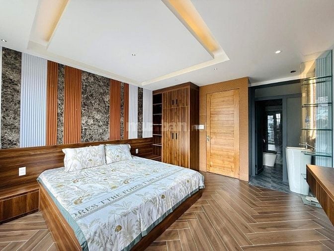 Nhà hẻm xe hơi 78m2 giá 5tỷ200tr nằm ngay đường Cộng Hòa, p4, Tân Bình