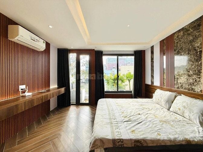 Nhà hẻm xe hơi 78m2 giá 5tỷ200tr nằm ngay đường Cộng Hòa, p4, Tân Bình