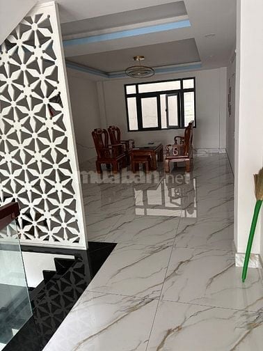 Nhà cho thuê an ninh , sạch sẽ 