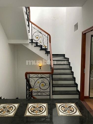 Cho thuê nhà 1/20 ĐHT 10B, P. Đông Hưng Thuận, Quận 12, nhà rất mới
