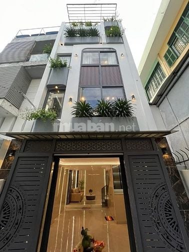 Đi nước ngoài định cư bán gấp nhà ở đường Lý Chính Thắng, phường 9, qu