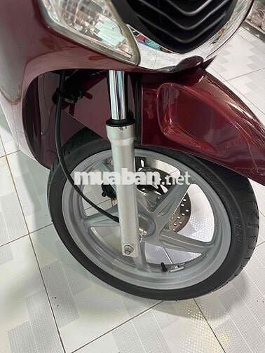 SH Ý nhập nguyên chiếc đời 2009 màu đỏ