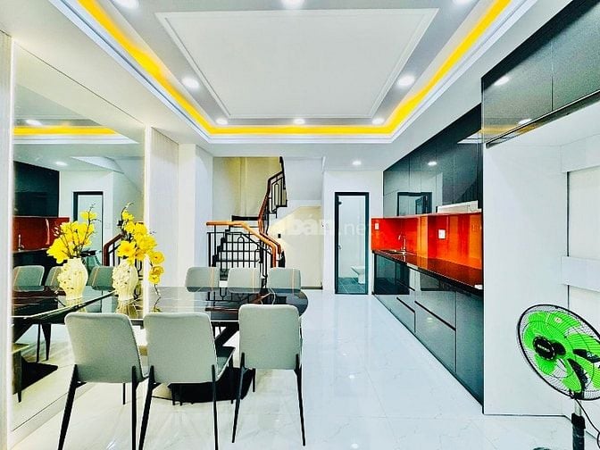 Bán nhà mới rẻ đẹp 4 tầng hxh (4x10) 448/14 QUANG TRUNG p10 Gò Vấp 