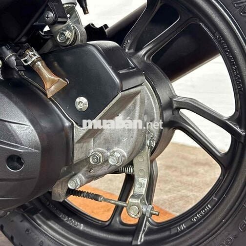 VARIO 150CC / 2022 Vàng Cát Nguyên Zin , 9 CHỦ