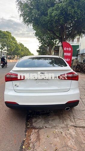 Kia K3 2015 1.6 MT - 80000 km
