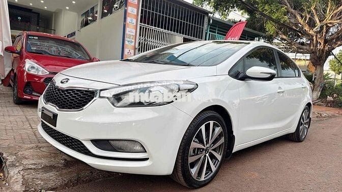 Kia K3 2015 1.6 MT - 80000 km