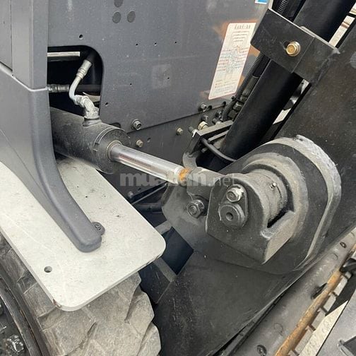 Bán Nâng Điện Ngồi Lái UNICARRIERS 3 Tấn Nhật Bản