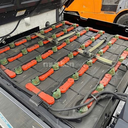 Bán Nâng Điện Ngồi Lái UNICARRIERS 3 Tấn Nhật Bản