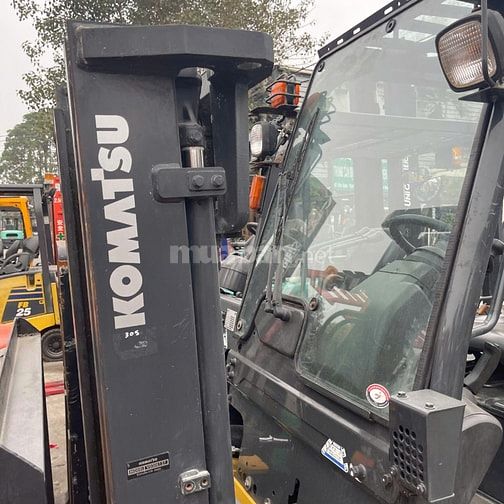 Bán Xe Nâng Điện Ngồi Lái KOMATSU 3 Tấn Nhật Bản