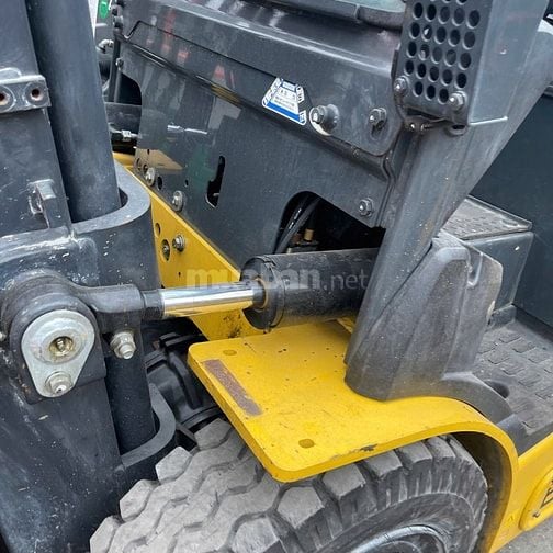 Bán Xe Nâng Điện Ngồi Lái KOMATSU 3 Tấn Nhật Bản