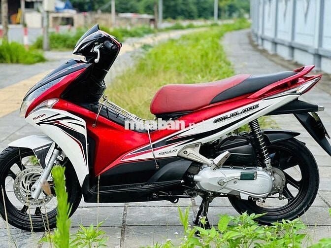 AIR BLADE 110FI ĐỎ TRẮNG XE 1 CHỦ ĐI NGUYÊN BẢN