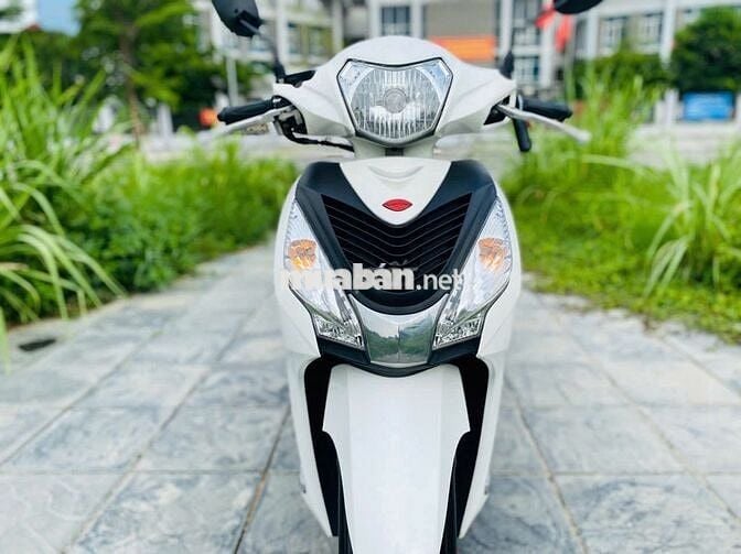 HONDA VISION TRẮNG ĐỎ XE NGUYÊN BẢN 2021