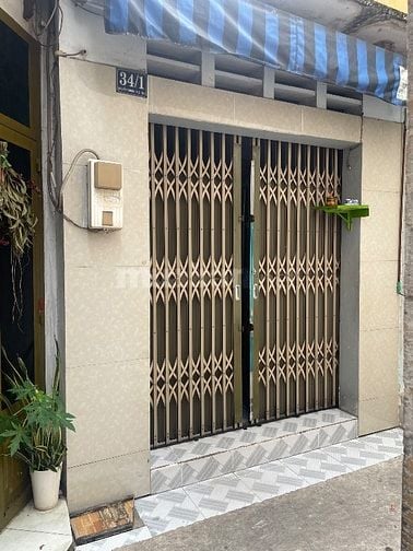 Chia gia sản cho con nên chính chủ cần bán nhà đường Nguyễn Khoái.