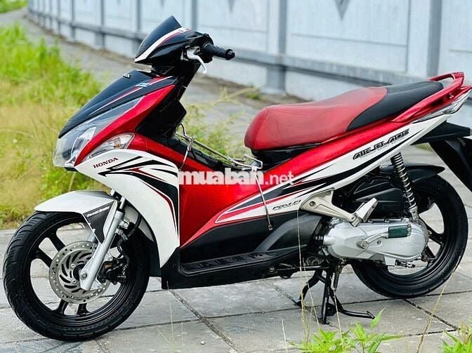 AIR BLADE 110FI ĐỎ TRẮNG XE 1 CHỦ ĐI NGUYÊN BẢN