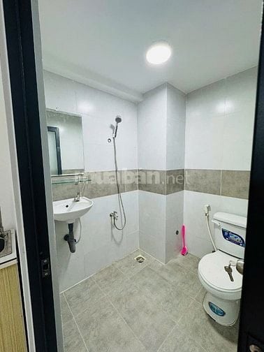 Cần bán gấp trong tháng,mặt tiền đường Trần Quốc Tuấn, P. 1, Q. Gò Vấp
